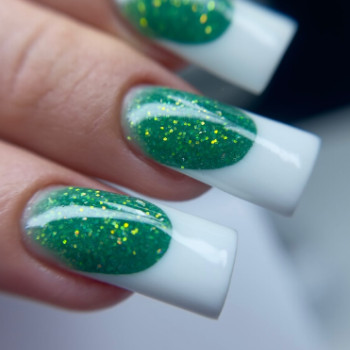 Фото с портфолио Nails Lux