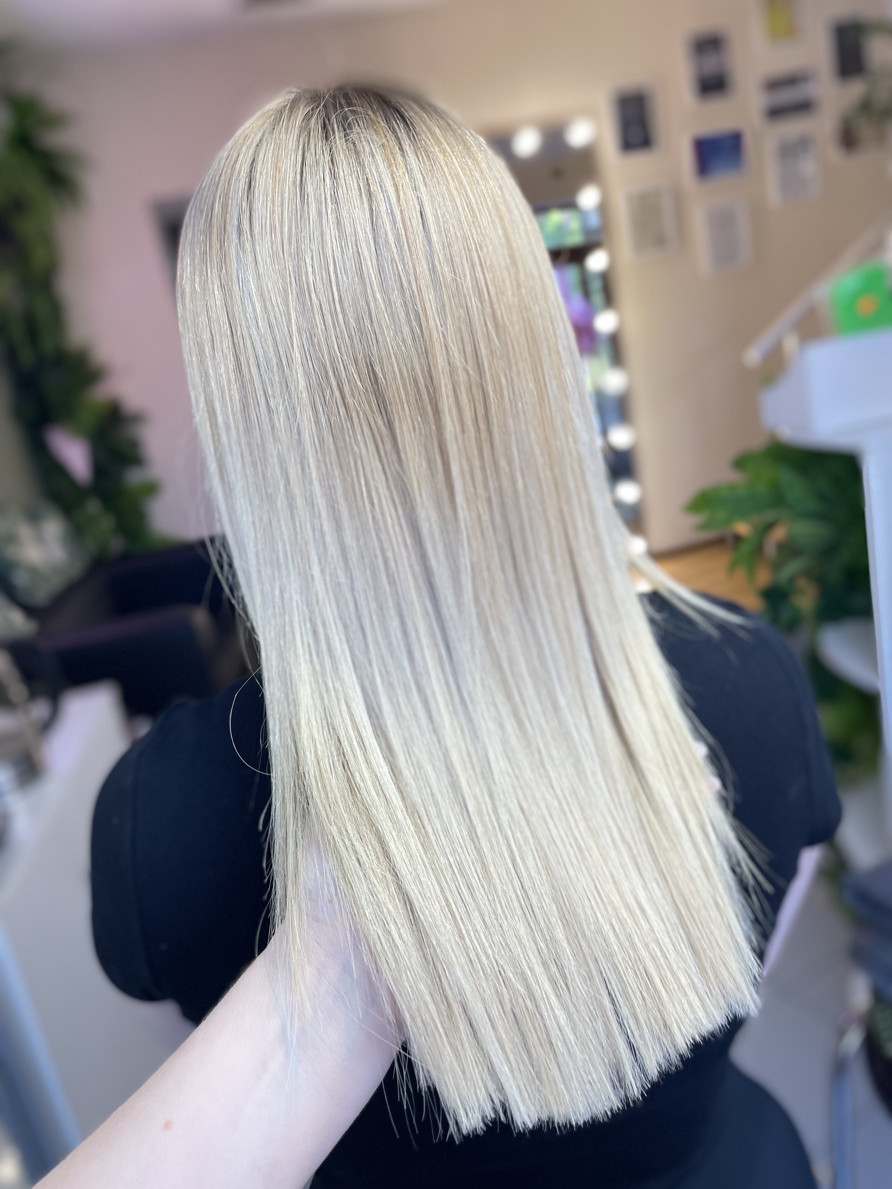 Стрижка на длинные волосы женская укладка волос, фото - Студия красоты OBeautyHub