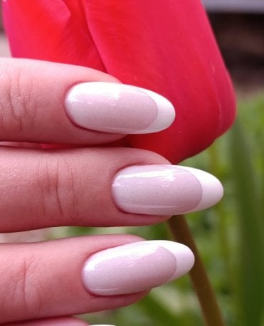 Нежный маникюр французский молочный, фото - Студия красоты Uliya