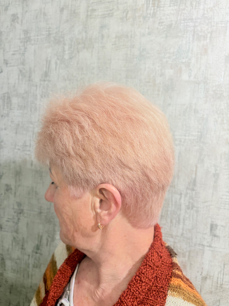 Короткая женская стрижка на короткие волосы, фото - Парикмахер Панова Наталія