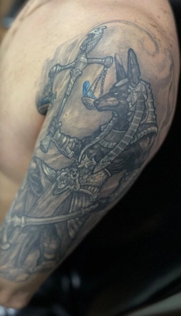 Мужские на плече реализм, фото - Тату салон XTZtattoo