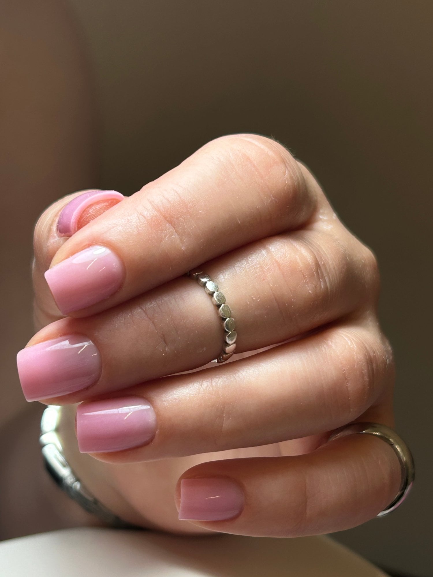 Рожевий манікюр омбре на квадратні нігті, фото - Студія краси London Beauty Hub