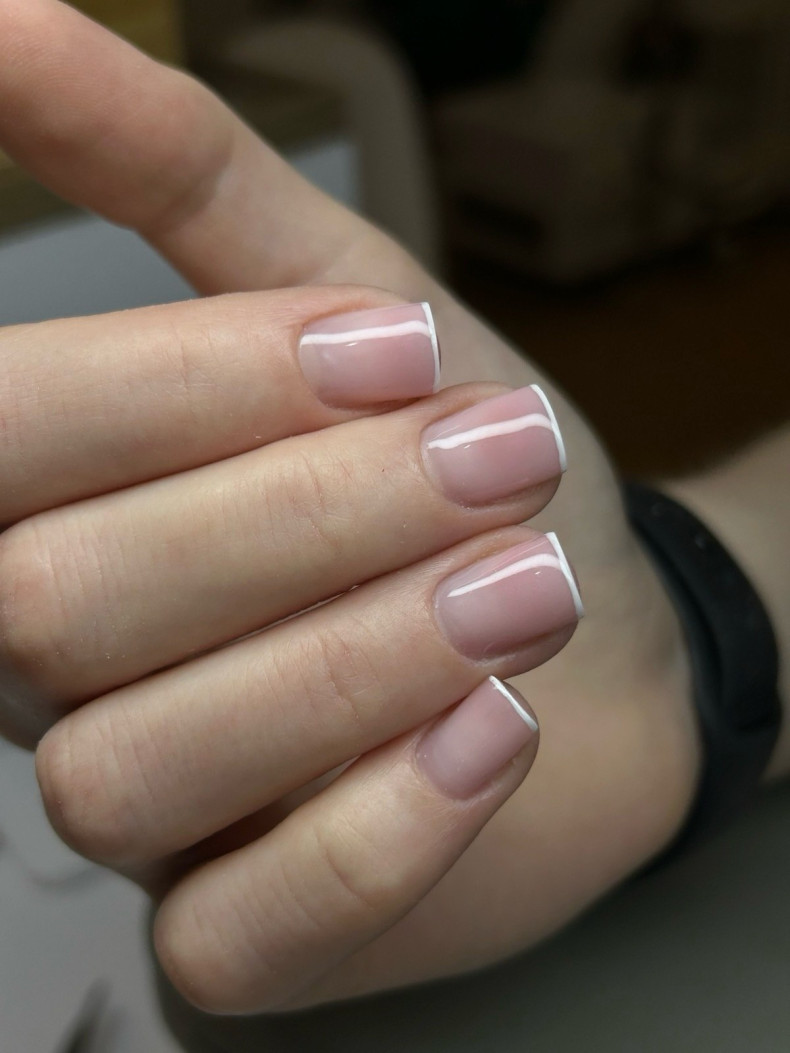 Маникюр на короткие ногти нежный нюдовый, фото - Студия красоты London Beauty Hub