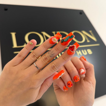 Фото с портфолио London Beauty Hub
