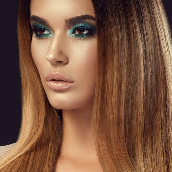 Бездоганний beauty-макіяж від Наталії Зубок із природним виглядом шкіри та гармонійними акцентами.