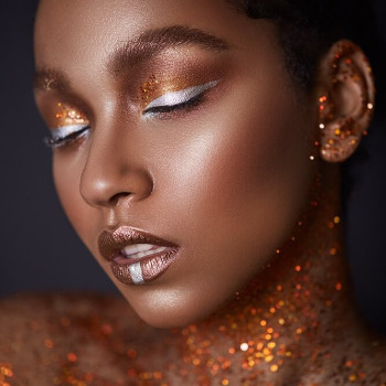 Редакційний beauty-образ із fashion-макіяжем Наталії Зубок для сучасного портфоліо.
