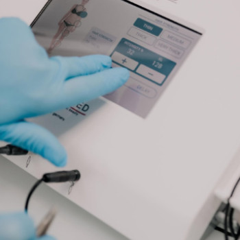 Фото с портфолио P.S.Clinic
