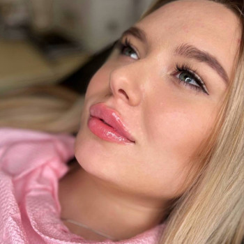 Контурна пластика губ від 3800 грн