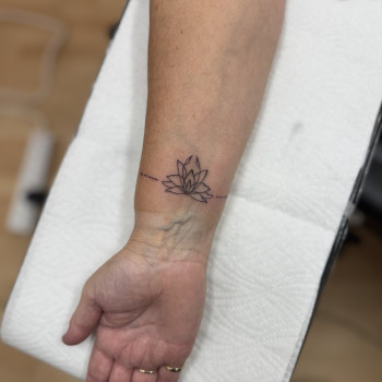 Фото с портфолио Tattoo School UA