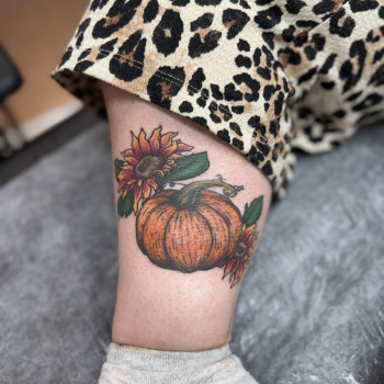 Фото с портфолио Tattoo School UA