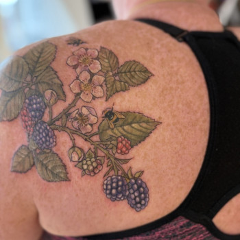 Фото с портфолио Tattoo School UA