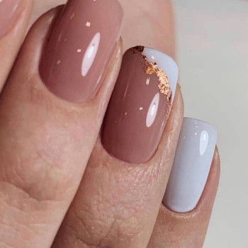Манікюр • гель-лак • нарощування нігтів 💅 Доглянуті руки та красиві нігті на кожен день. Виконуємо манікюр, покриття гель-лаком, укріплення та нарощування нігтів. Допоможемо підібрати форму, довжину та дизайн — від натурального й ніжного до яскравого.
