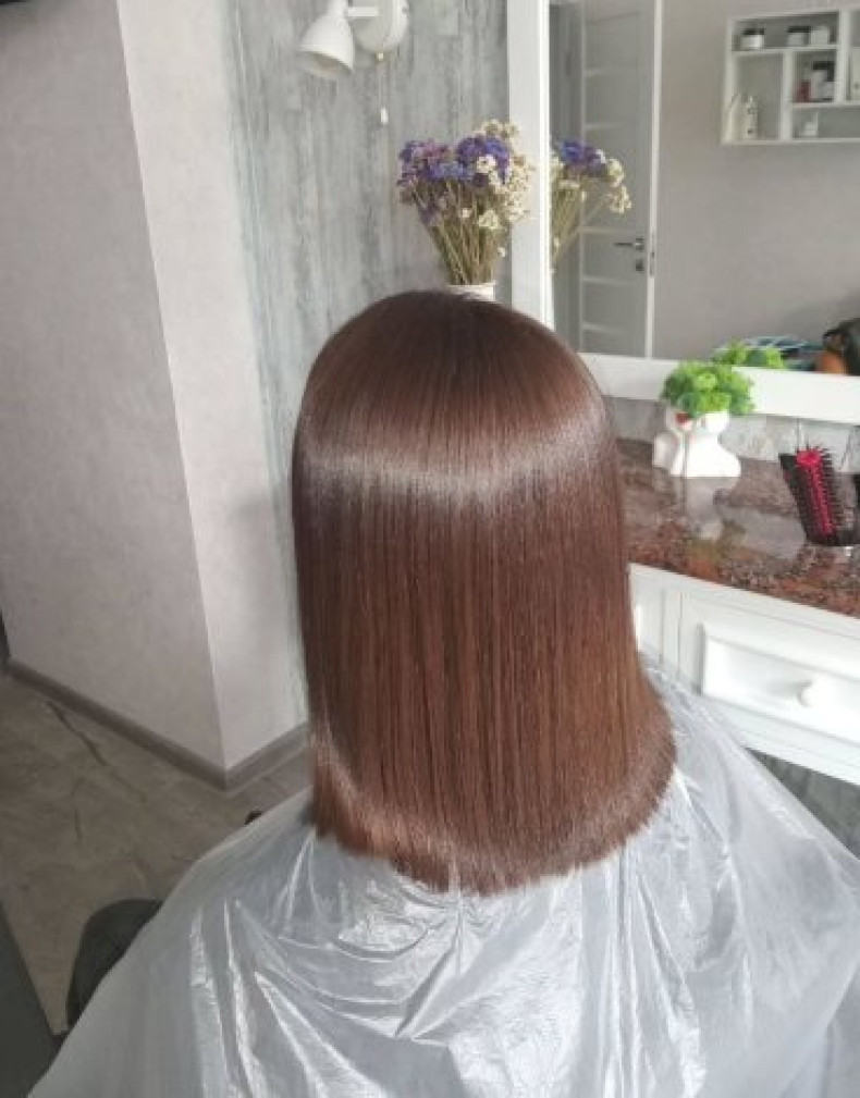 Стрижка на середнє волосся каре жіноча, фото - Салон краси Magic Hair