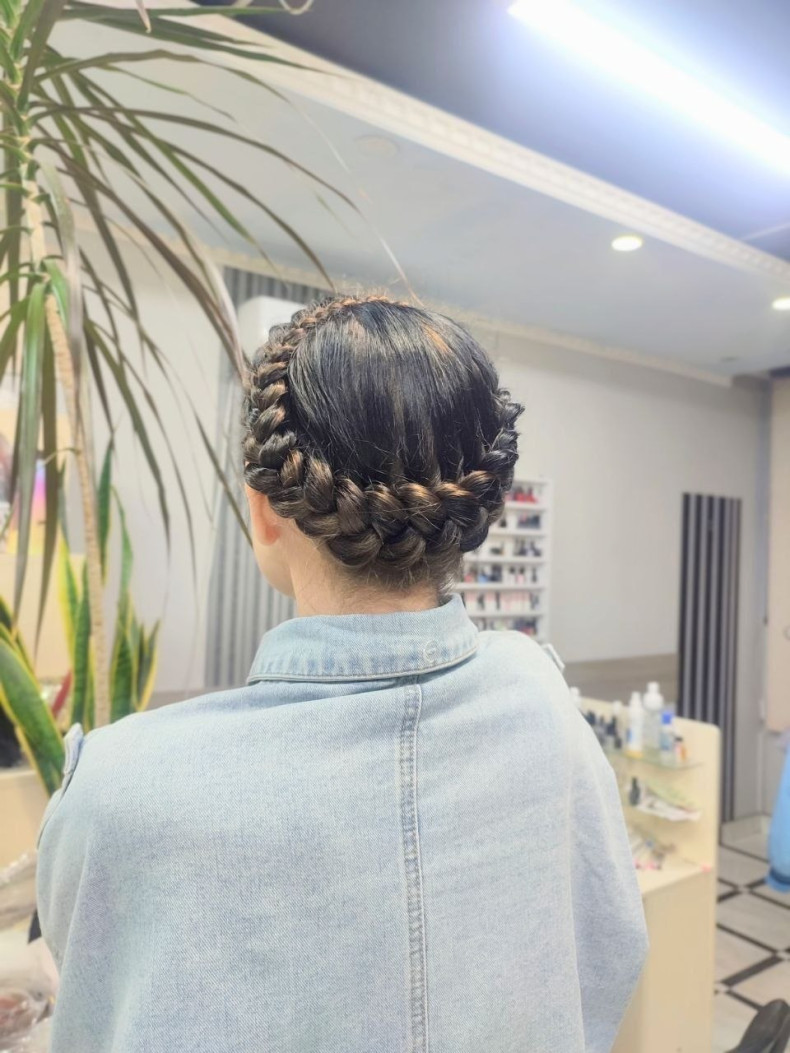 Плетіння волосся весільна зачіска косички, фото - Брейдер Ally Hairart