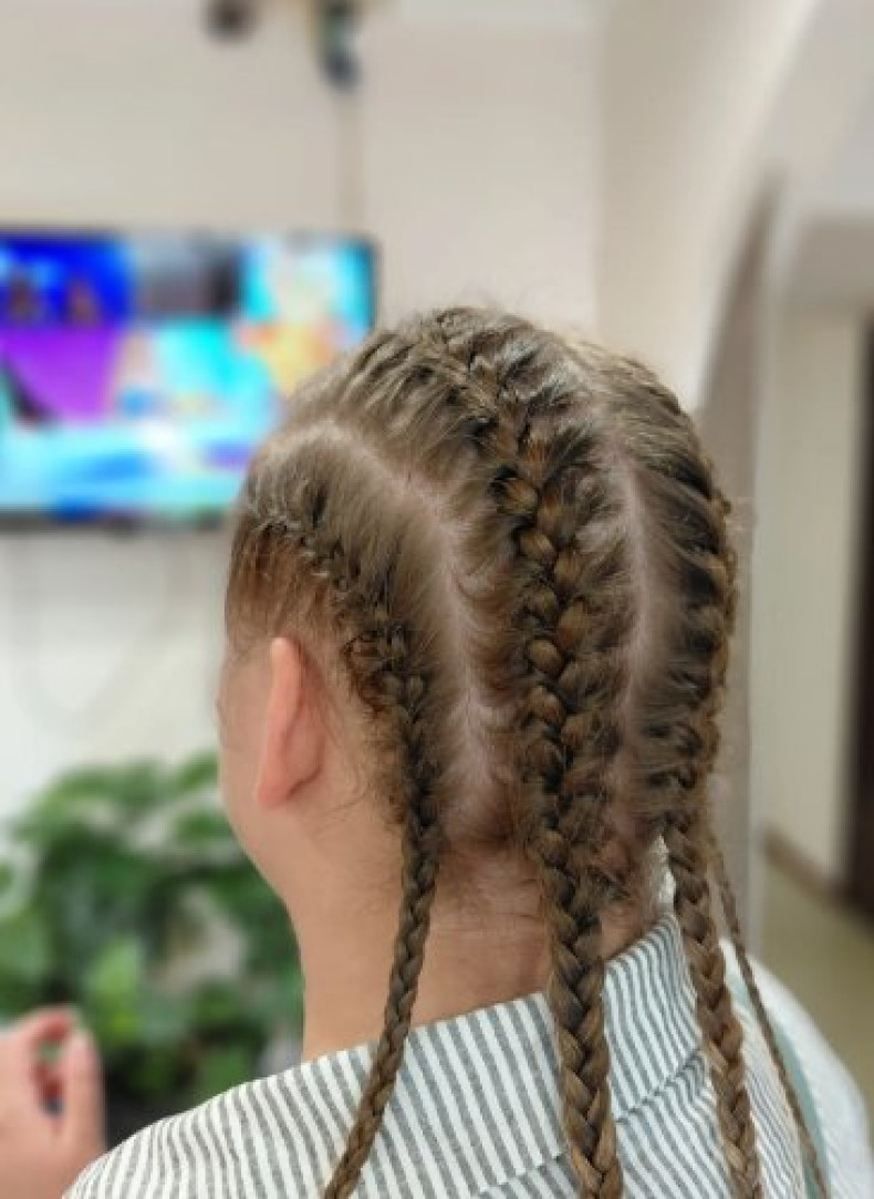 Плетение волос брейды боксерские косы, фото - Студия красоты Есения