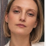 Жіночий перукар Марина Київ,проспект Червоної калини, 38/10 район Троєщина