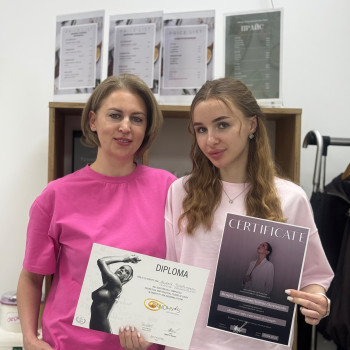 Навчання цукрової та воскової депіляції