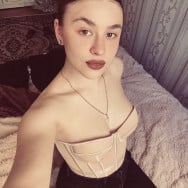 Майстер манікюру Юлія Ярославівна Сад на Barb.ua