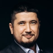 Стоматолог-имплантолог Евгений Днепр,Старокозацька, 75
