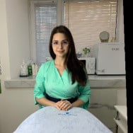 Косметолог Олена Жуковська на Barb.ua
