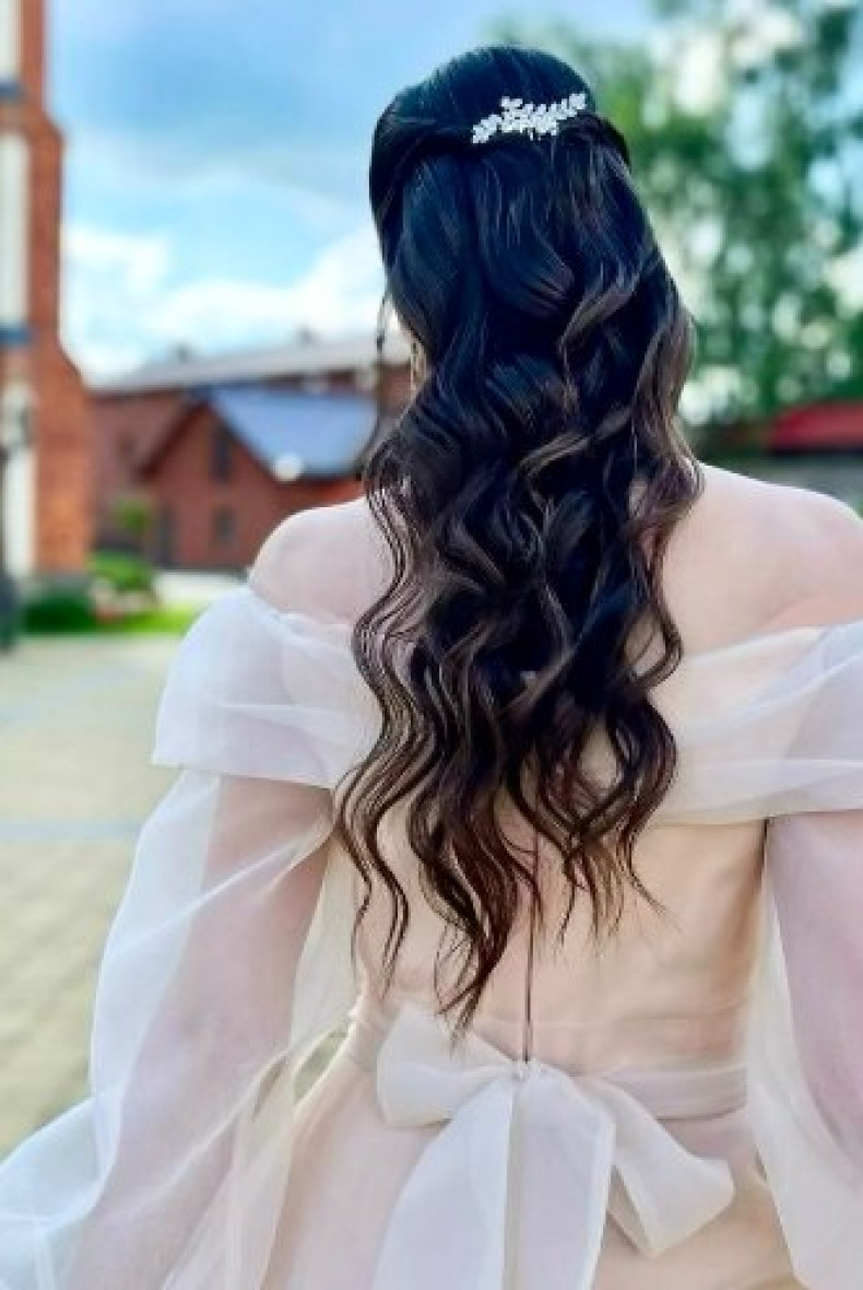 Женская стрижка укладка волос прическа на свадьбу, фото - Визажист Анна Осадчук