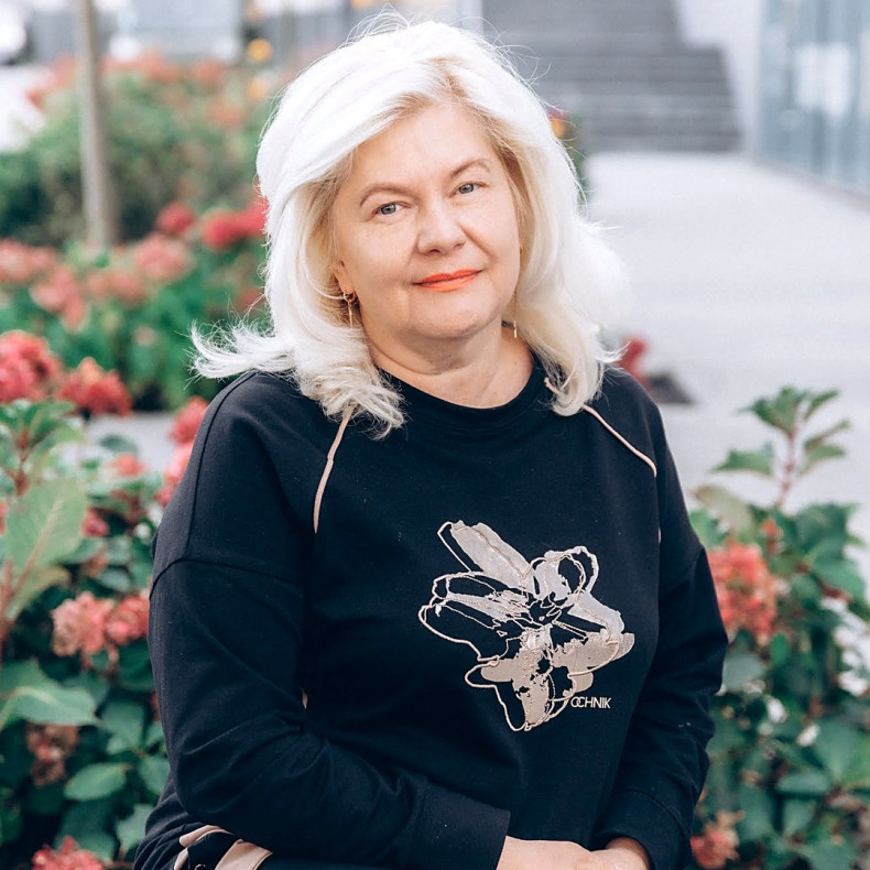 Людмила Король — чоловічий перукар у Львові, 35+ років досвіду. Виїзд у будь-яку локацію., фото - Мужской парикмахер Людмила Король