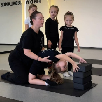 Фото с портфолио FLOW PLACE STUDIO