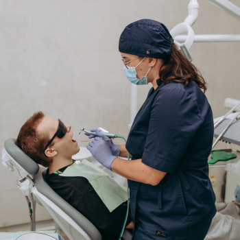 Фото с портфолио Стоматологія Dental Space