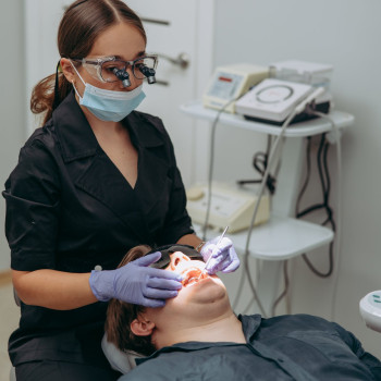 Фото с портфолио Стоматологія Dental Space