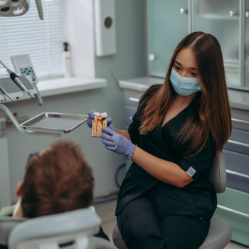 Фото с портфолио Стоматологія Dental Space