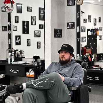 Фото с портфолио RAP BARBERSHOP