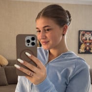 Мастер маникюра Елеонора Андріїшина на Barb.ua