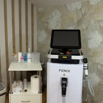 Діодний лазер Fenix laser є професійним обладнанням преміум-сегмента для видалення волосся.✨