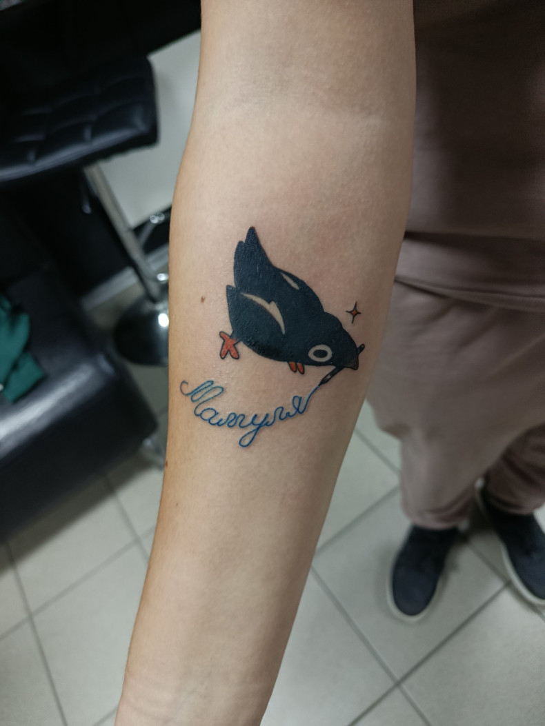 Для дівчат на передпліччі кольорові, фото - Тату майстер Дмитро Tattooin