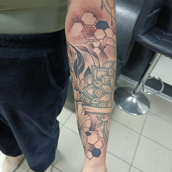 Фото с портфолио Дмитро Tattooin