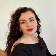 Майстер манікюру Дар'я Смолякова на Barb.ua