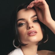 Викладач курсів краси Софія Попович на Barb.ua