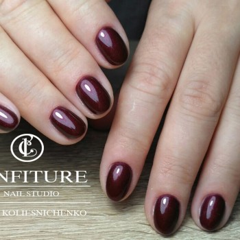 Однотонное покрытие LUXIO
                    Нігтьова студія CONFITURE Миколаїв