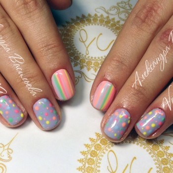 Дизайн ногтей: Градиент
                    Ногтевая студия CONFITURE Николаев