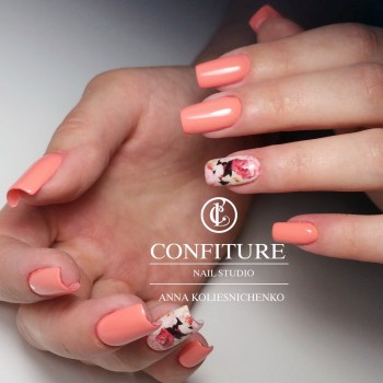 Сложная роспись ногтей
                    Нігтьова студія CONFITURE Миколаїв