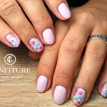 Сложная роспись ногтей
                    Нігтьова студія CONFITURE Миколаїв
