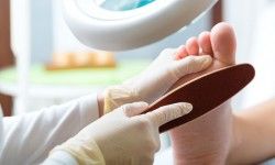 Кислотный педикюр Салон Нескучного Маникюра ИУ-ИУ Одесса