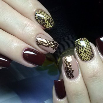 коричневый маникюр, шоколадный маникюр, маникюр с принтами