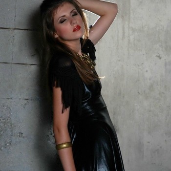 Коррекция ресниц, наращенных методом 3D
                    Визажист Валентина Шевченко Николаев