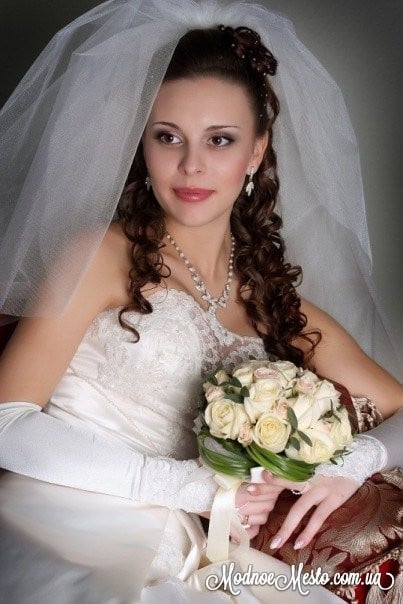 Фотосесія у студії весільна з букетом, фото -  Марина Козыренко
