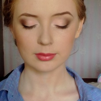 Экспресс-макияж
                    Визажист Ирина Николаев