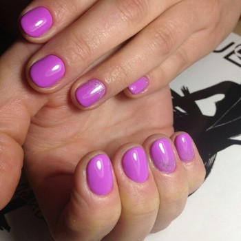 Бразильский маникюр
                    Салон красоты De Lis Киев