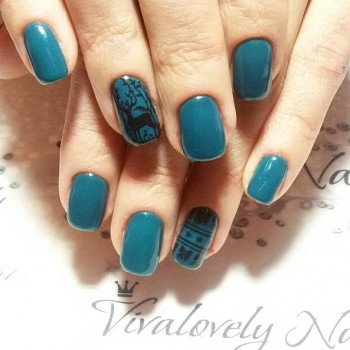 Смарагдовий манікюр, фото -  УСПЕХ