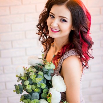 Макияж для фотосессий
                    Визажист Анника Днепр