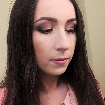 Вечерний макияж
                    Визажист Анника Днепр